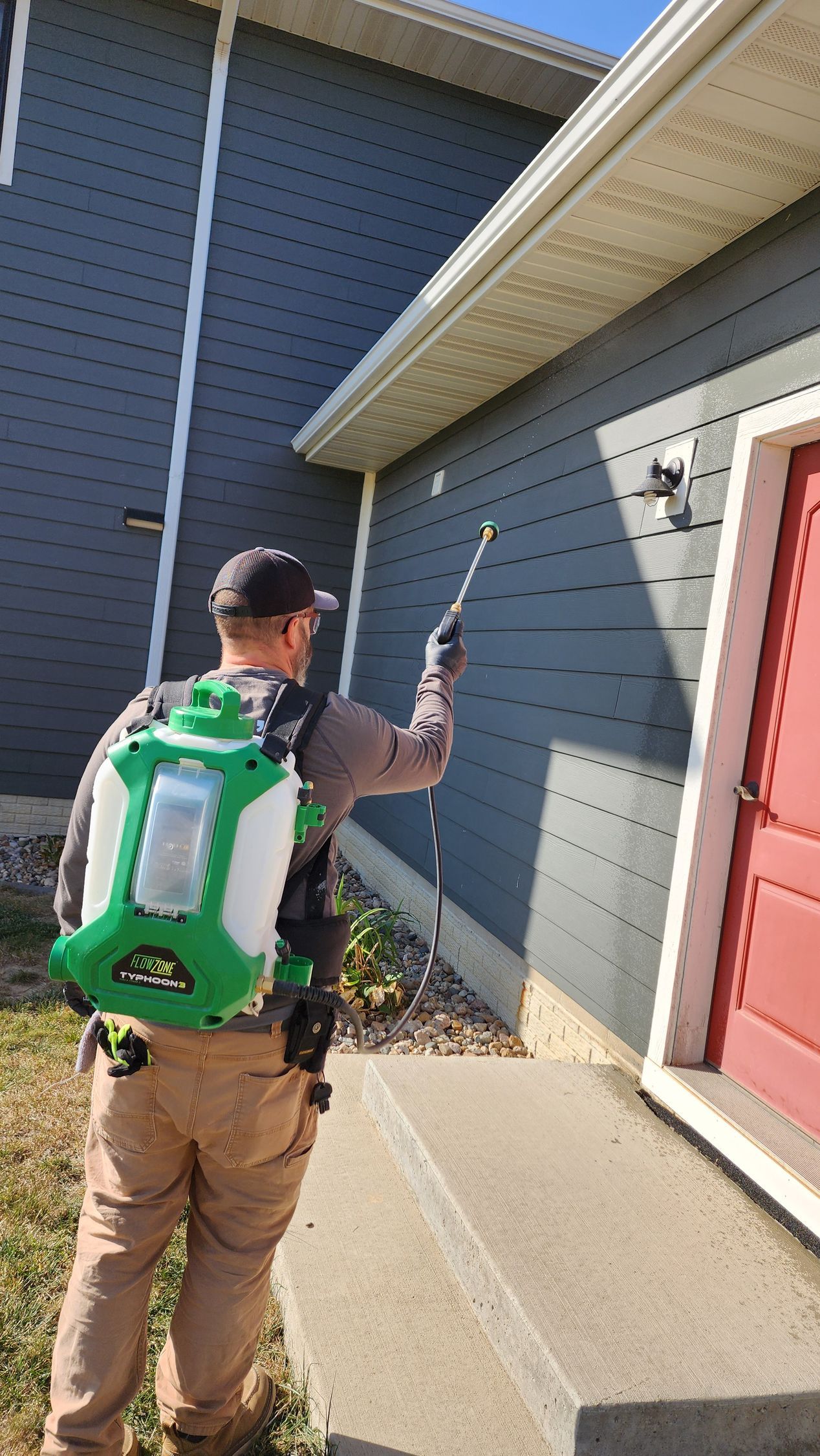 Exterior pest control service