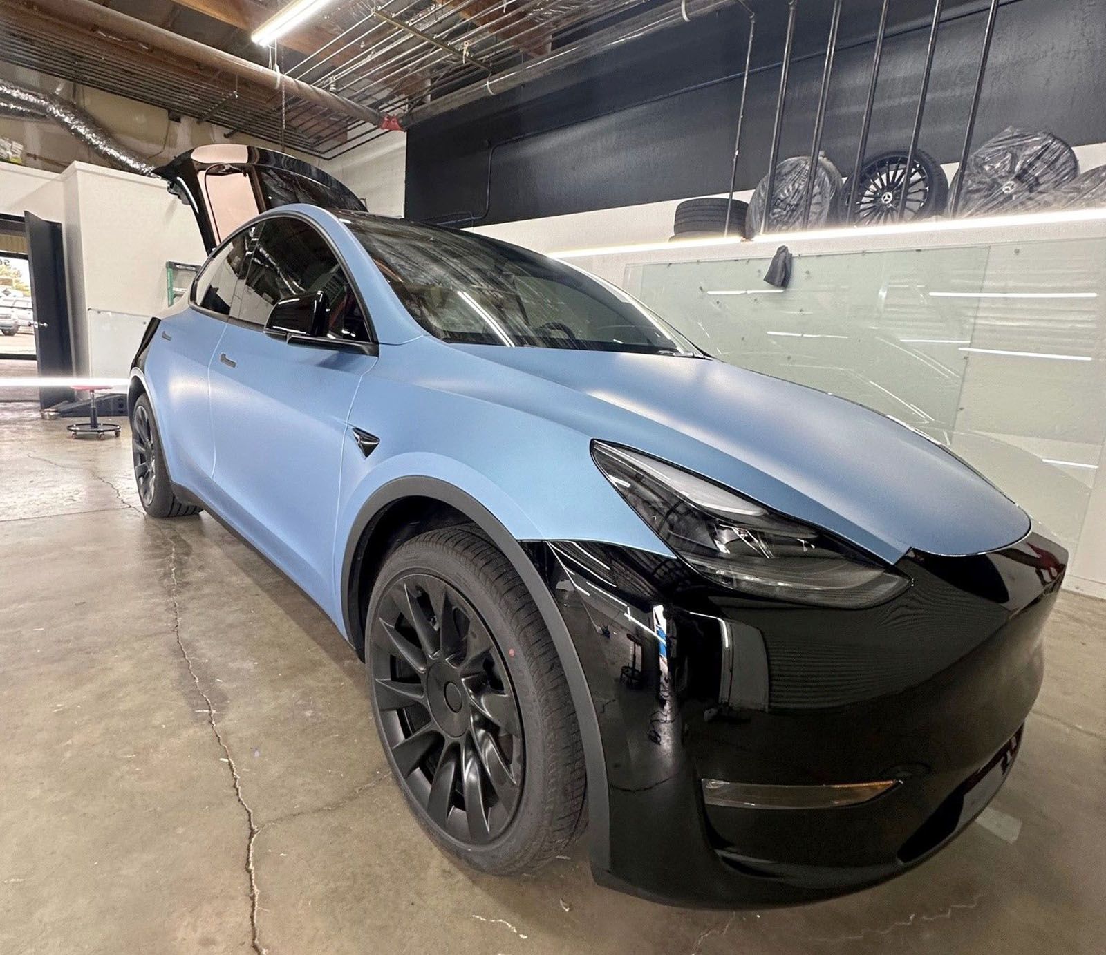 Full color change vinyl wrap