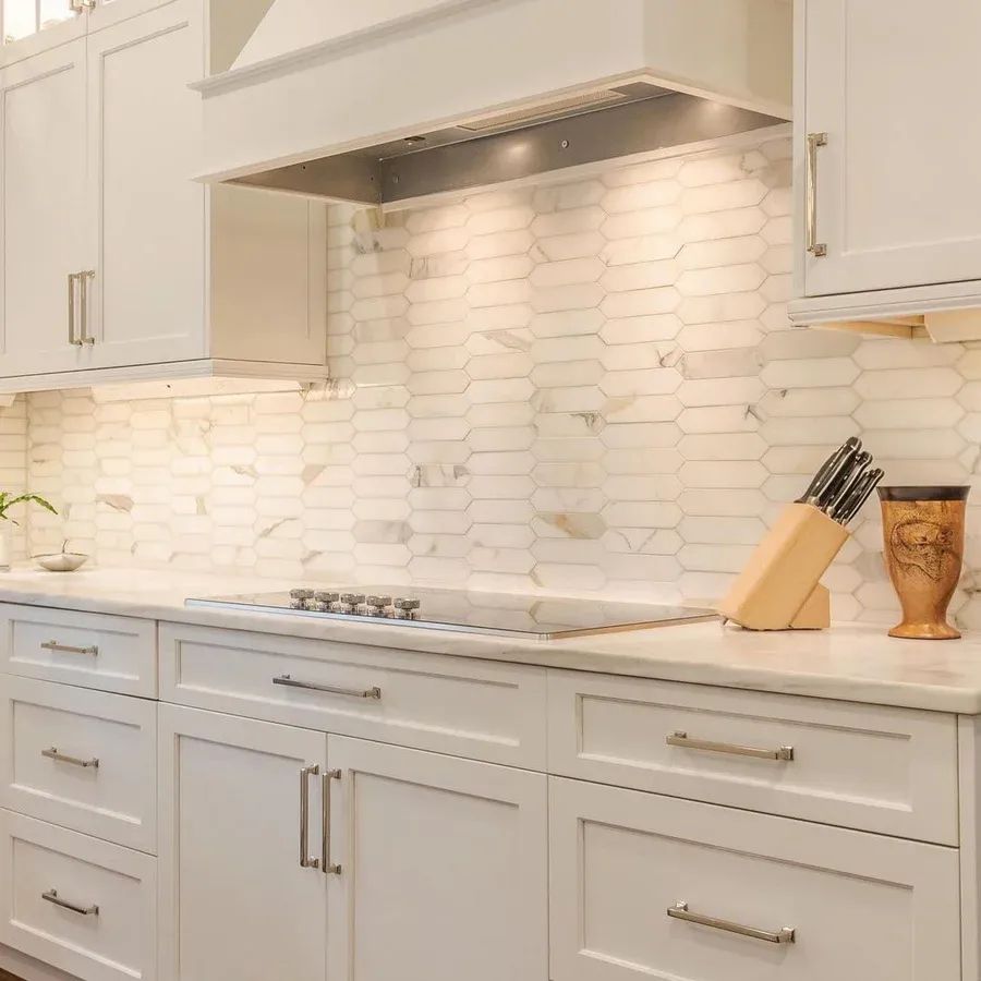 Calacatta Gold 2x6 Picket