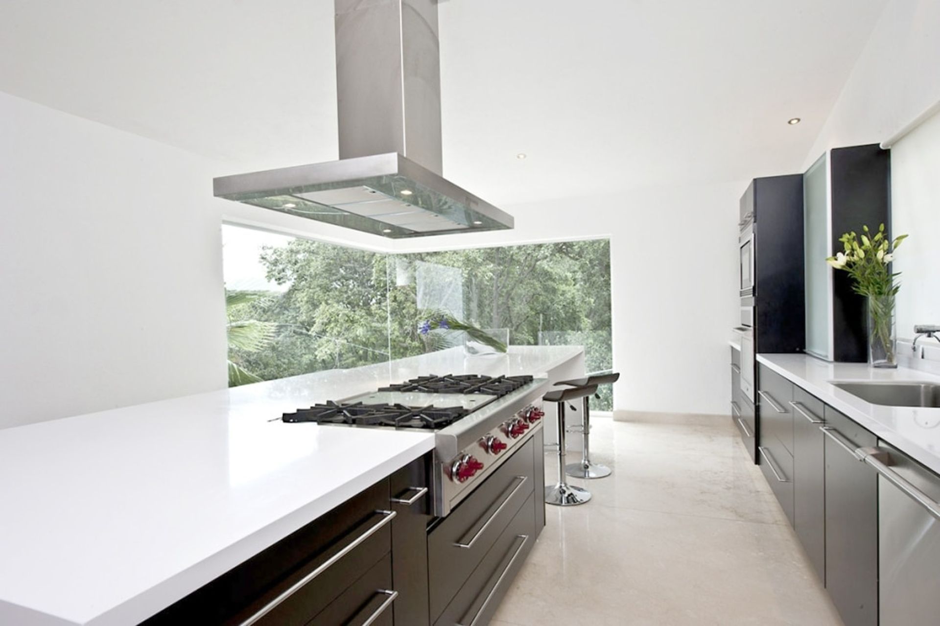 Extra Extra Quartz Slabs