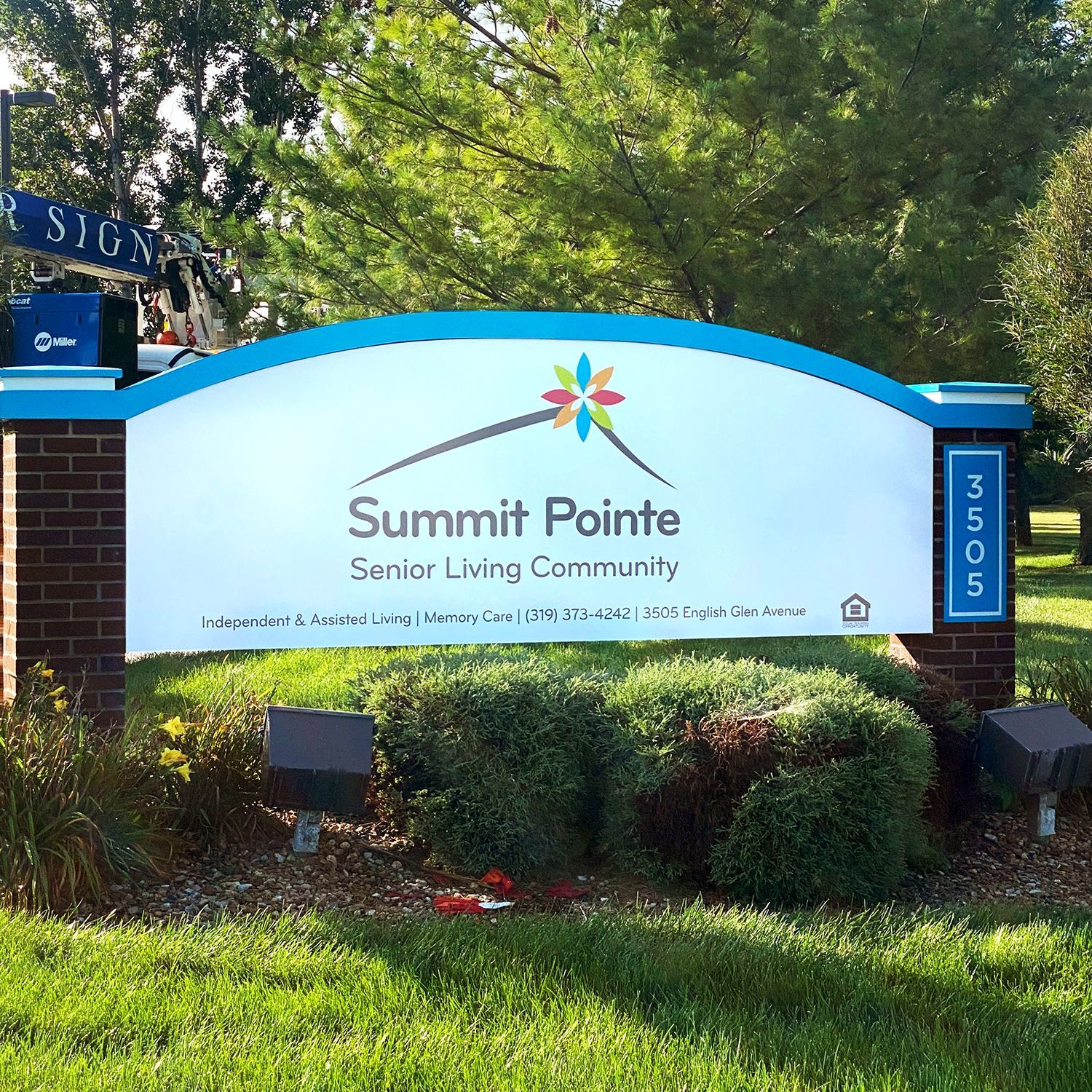 Summit Pointe Senior Living Community