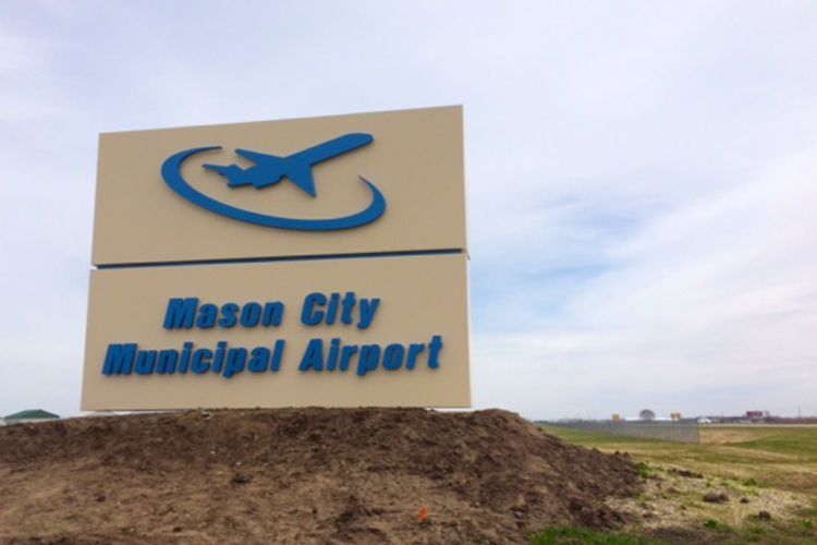 Mason City Airport