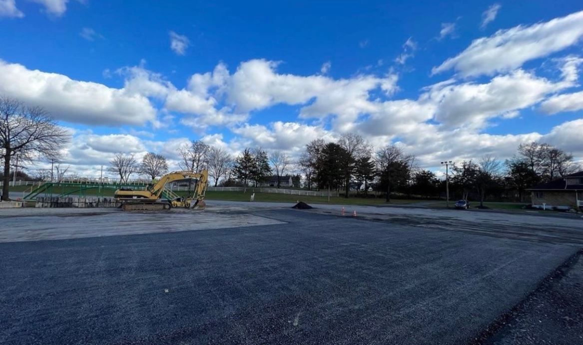 Commercial asphalt paving service