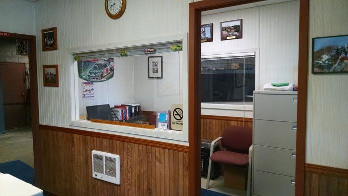 Chuck And Larry's Transmission office area