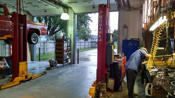 Chuck And Larry's Transmission auto shop