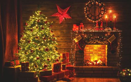 Crimson Christmas Lighting