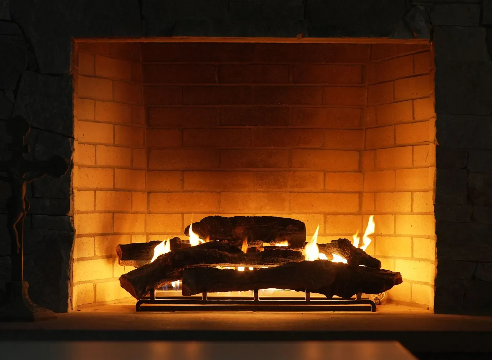 Fireplace with burning gas logs