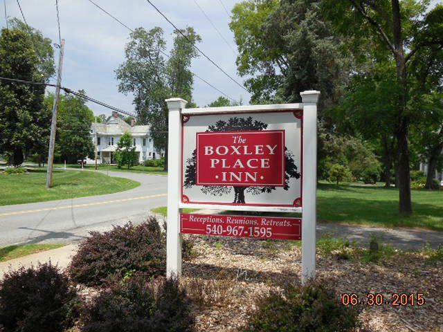 The Boxley Place Inn sign