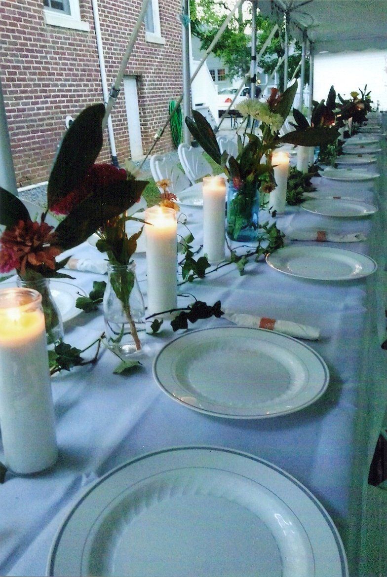 Table arrangement