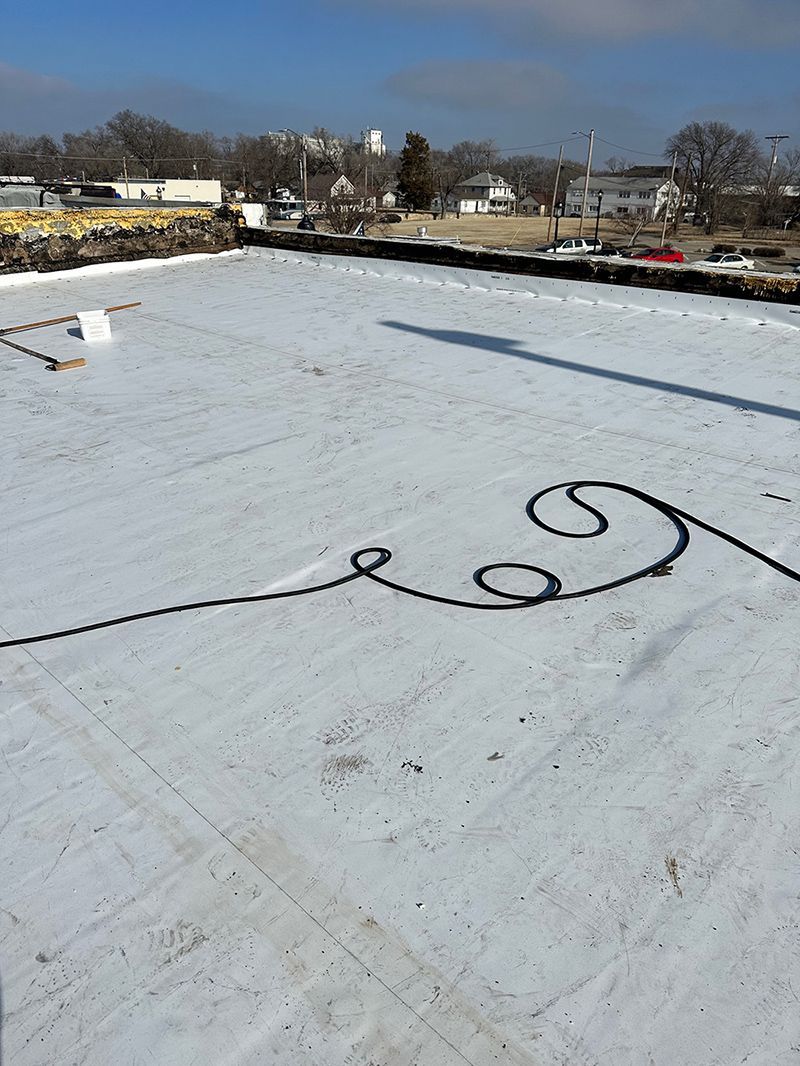 Roofing repair and installation service