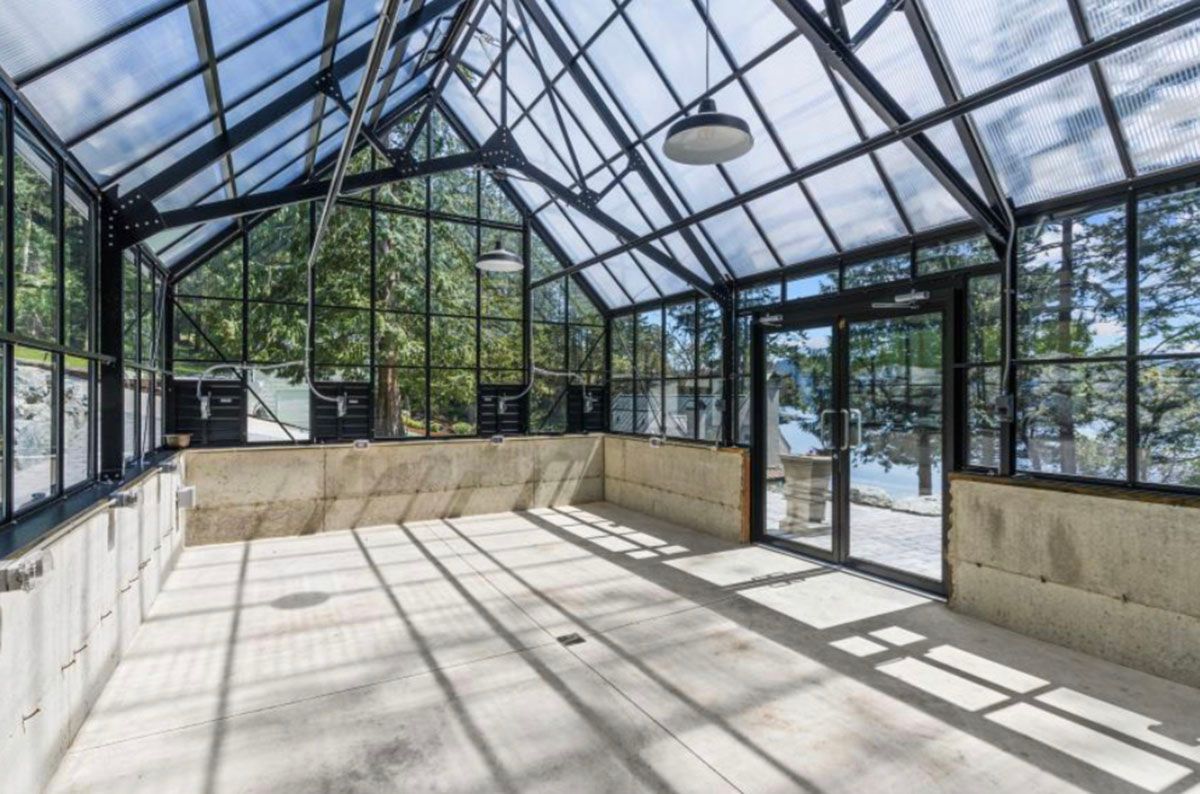 Properly installed lightings inside a glass house