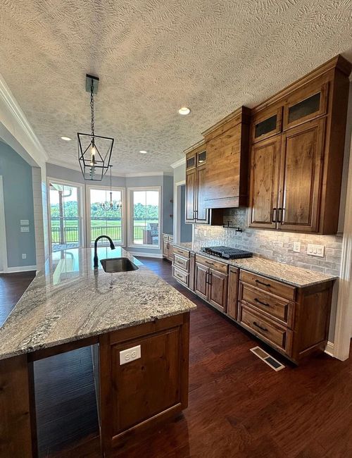 Derryberry Cabinets & Flooring Inc.