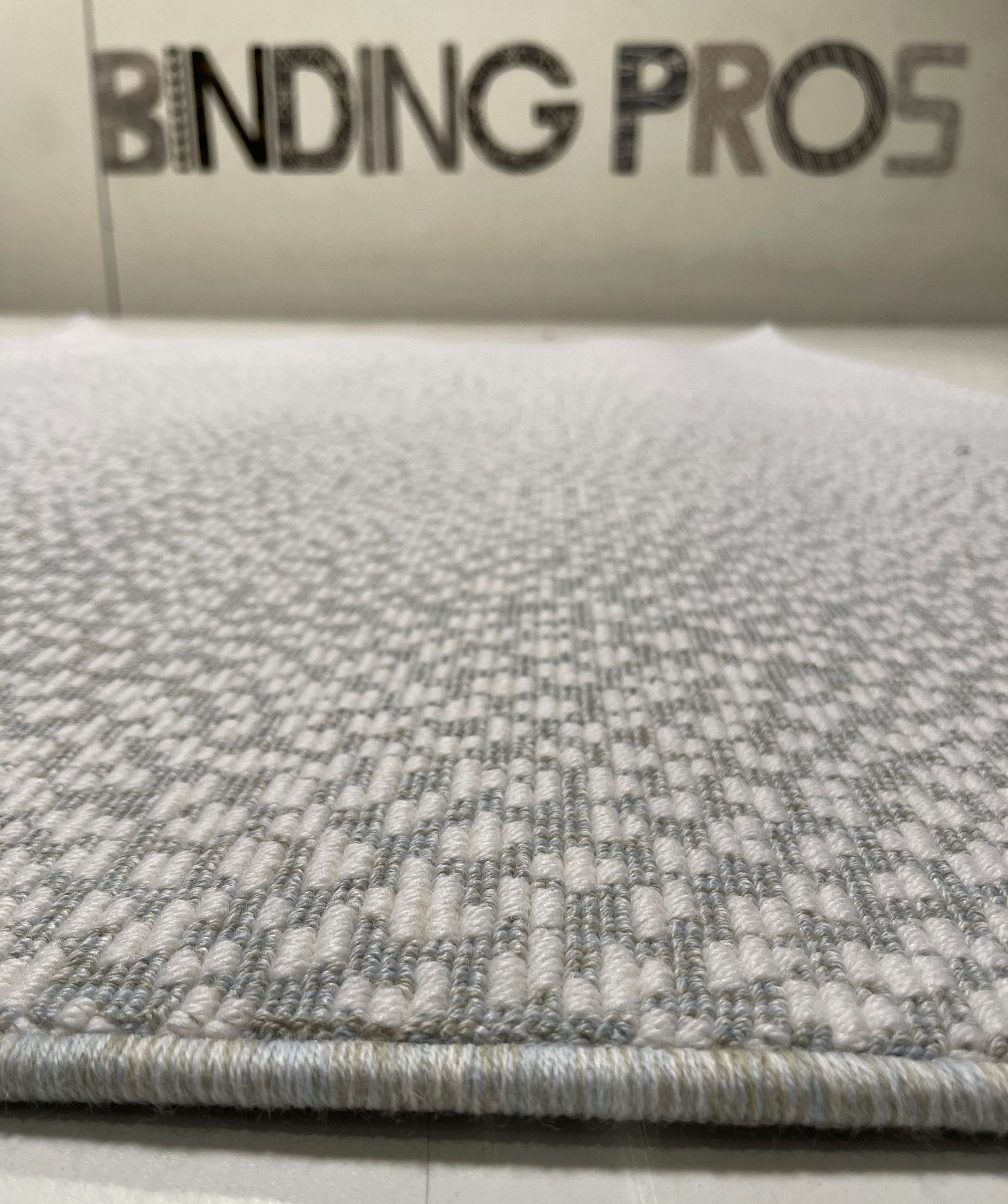 sample rug that shows binding and serging
