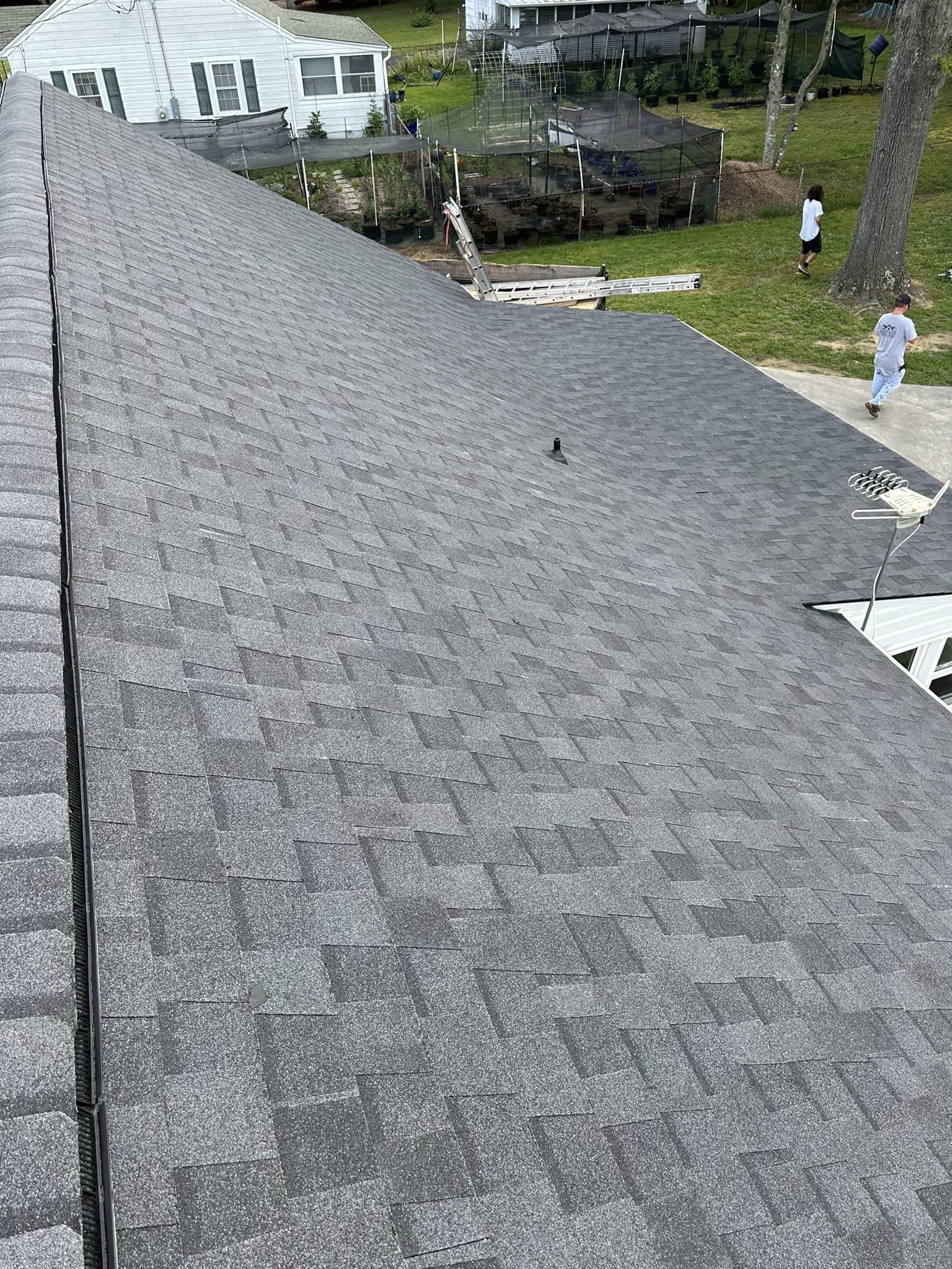 Residential roofing service