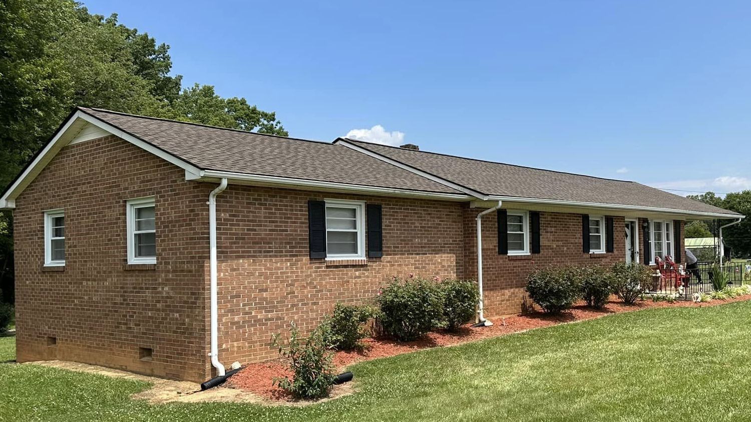 Residential roofing service