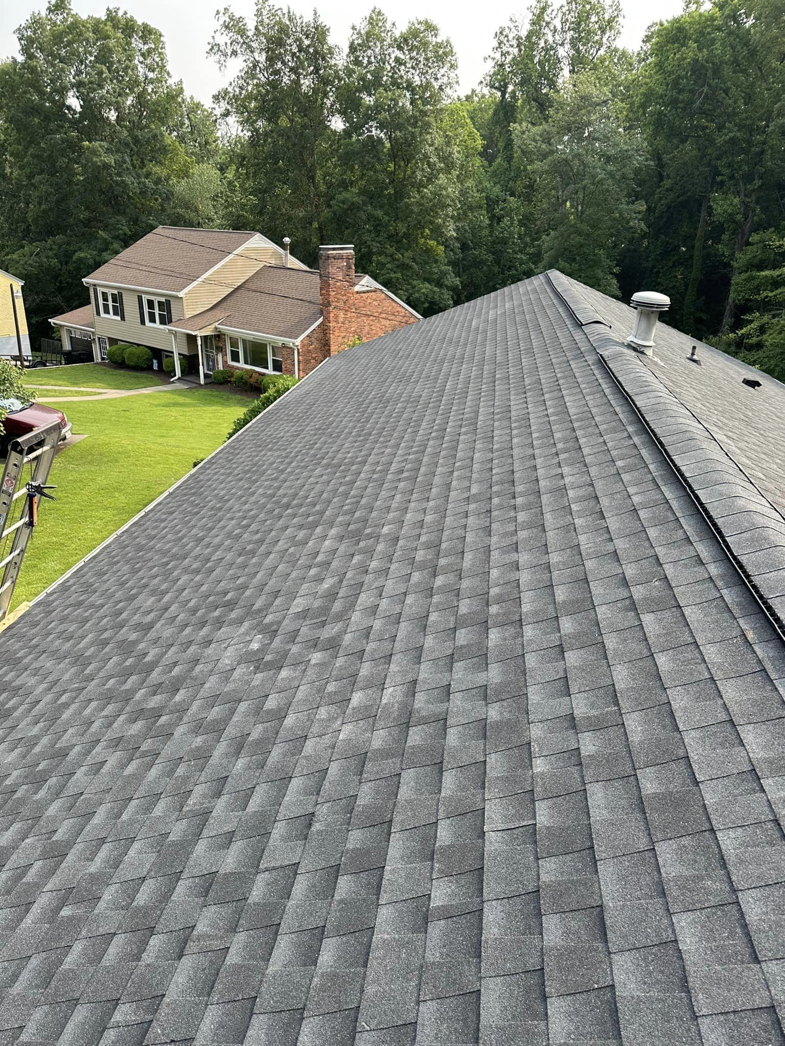 Residential roofing service