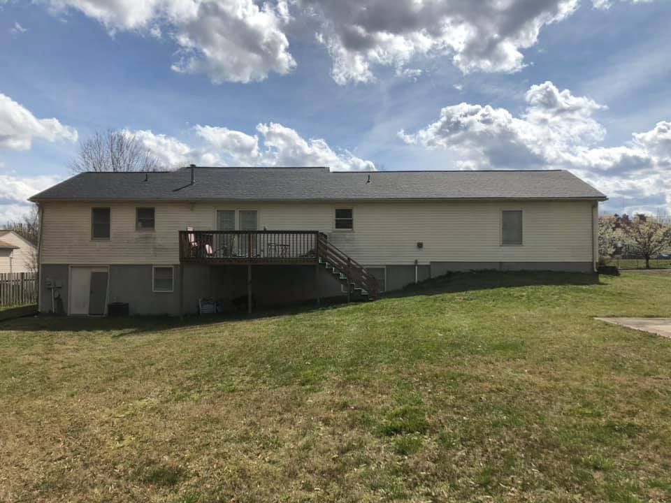 Residential roofing service