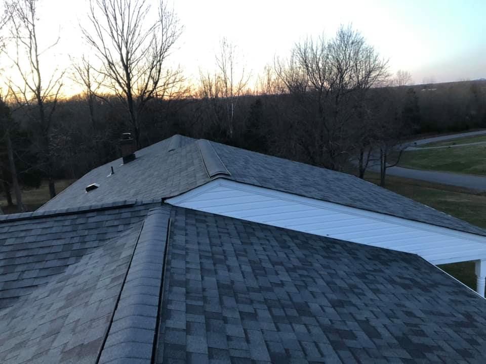 Residential roofing service