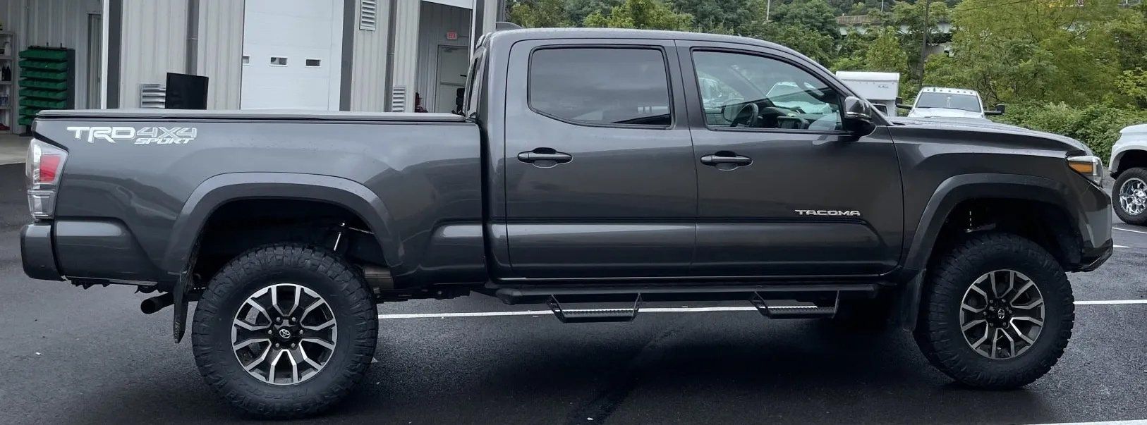 Black pick up truck