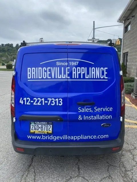 Full vinyl graphic at the back of a van