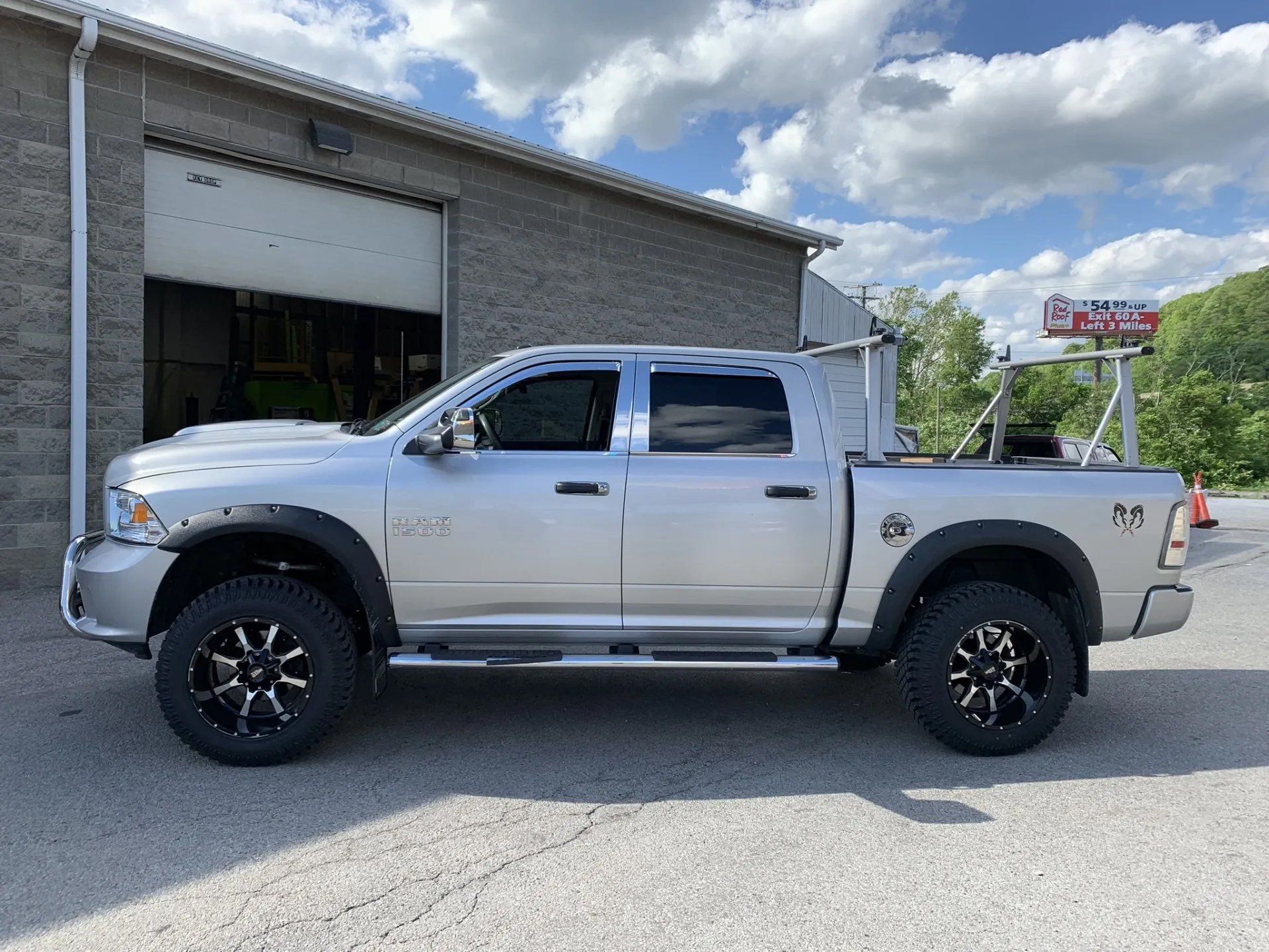 Lift Kits Xtreme Car & Truck Accessories Bridgeville PA