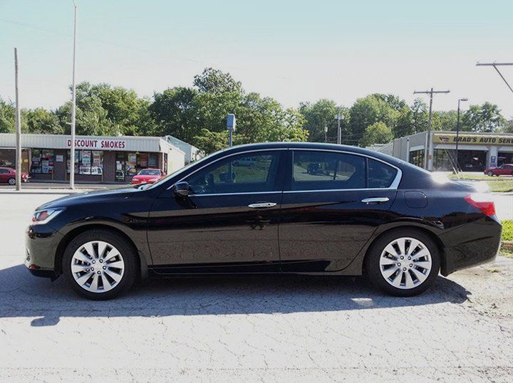 Auto tinting services