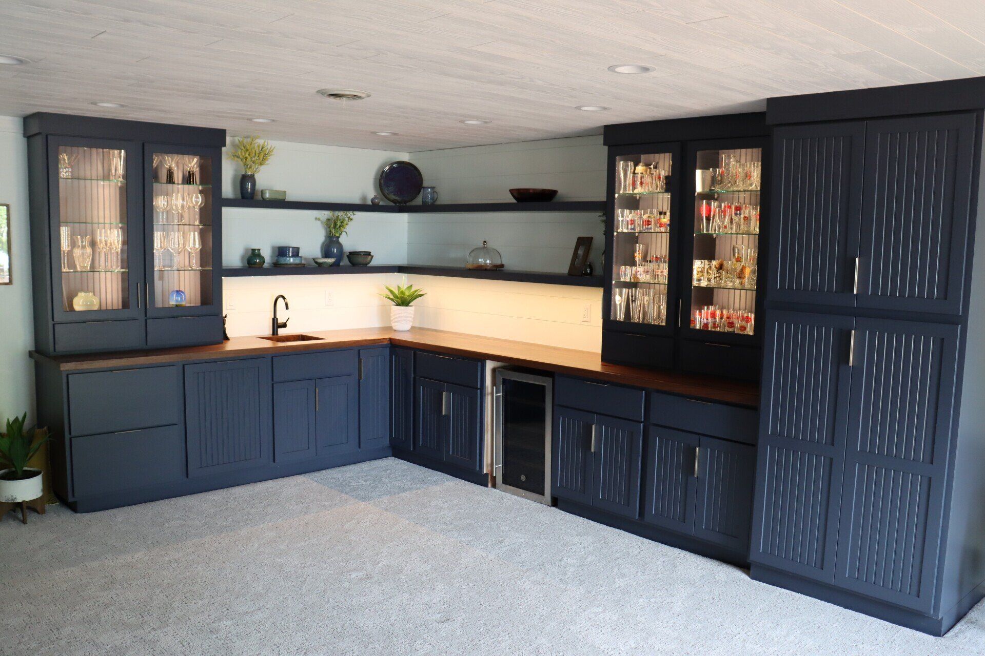 Black Themed Kitchen