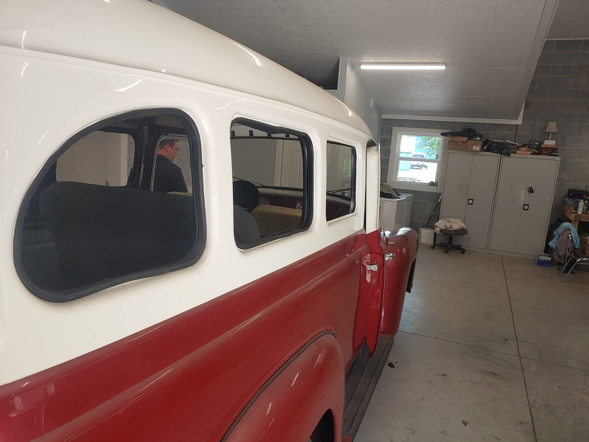 Auto glass service
