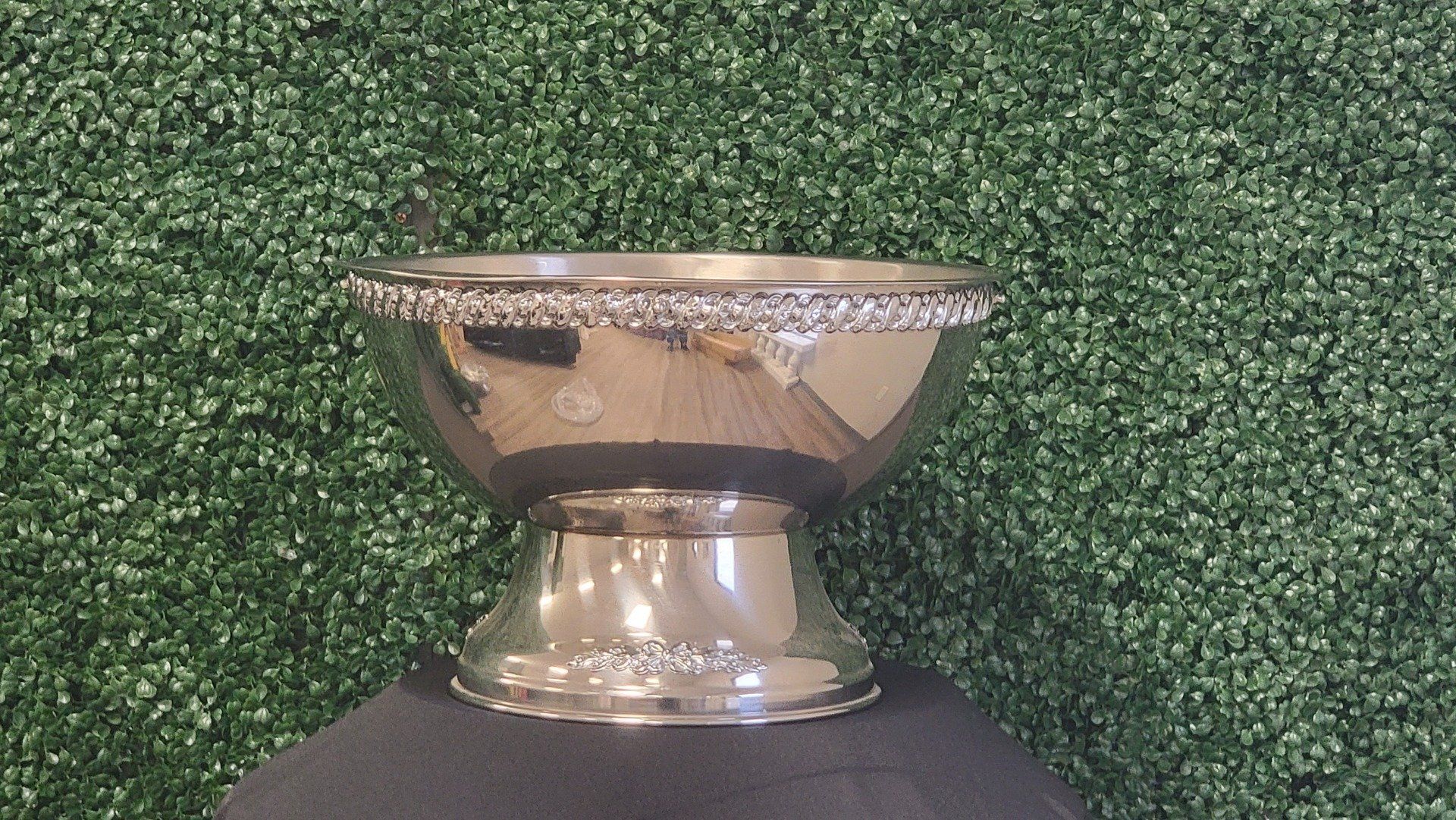 Scalloped 3.5 Gallon Acrylic