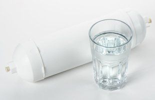 White cartridge for water filtration