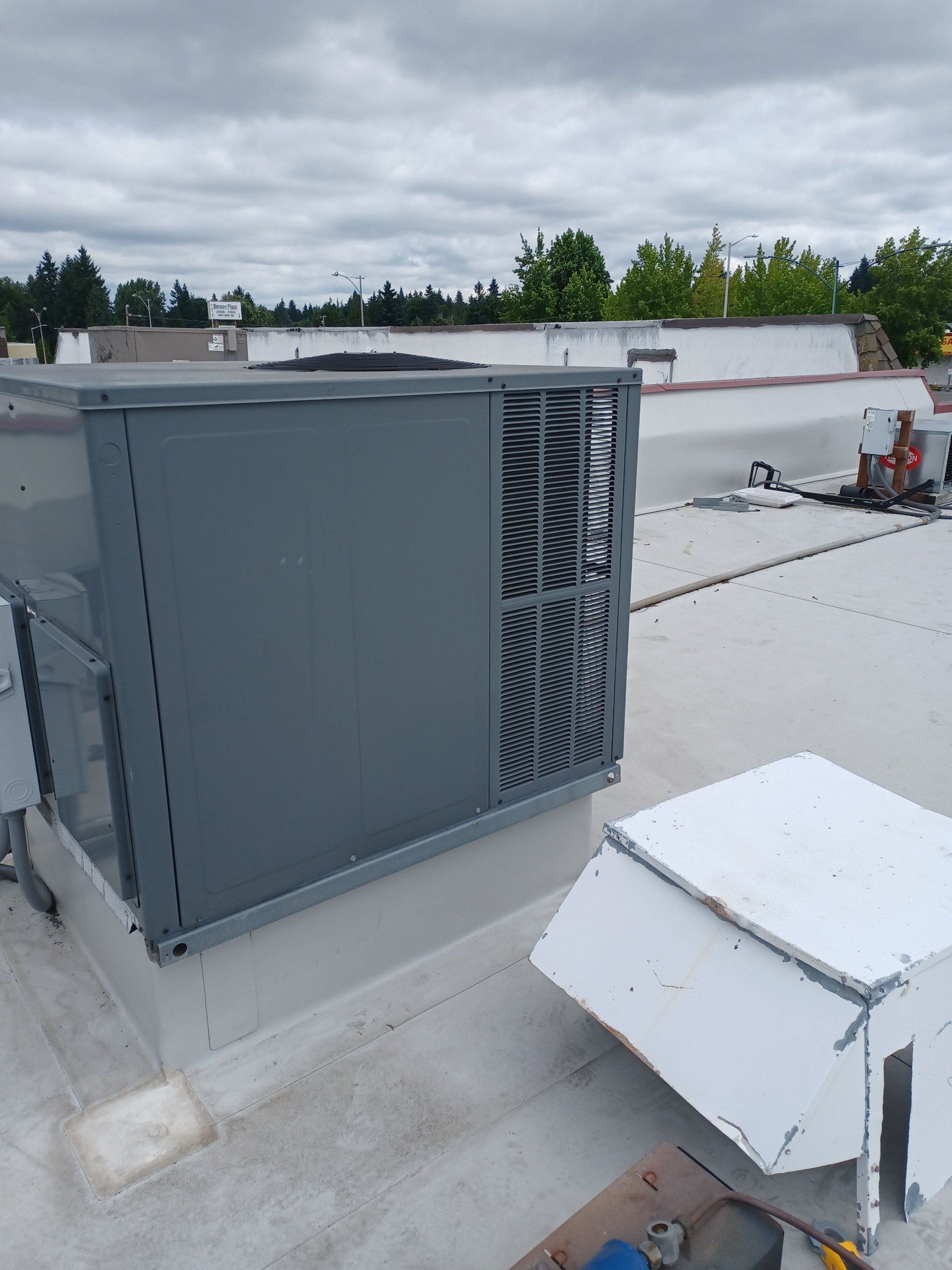 Commercial HVAC repair service