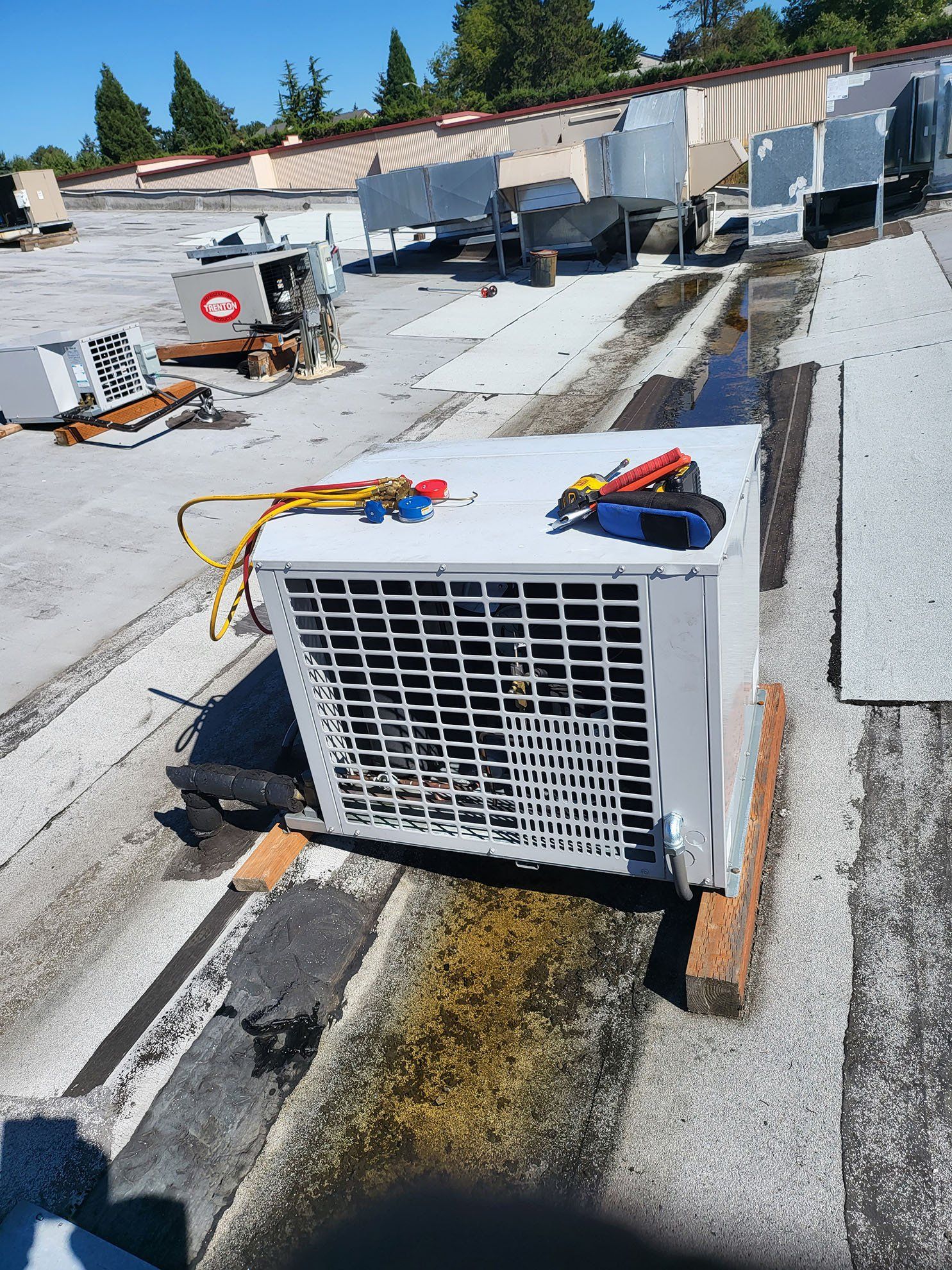 Commercial HVAC unit repair
