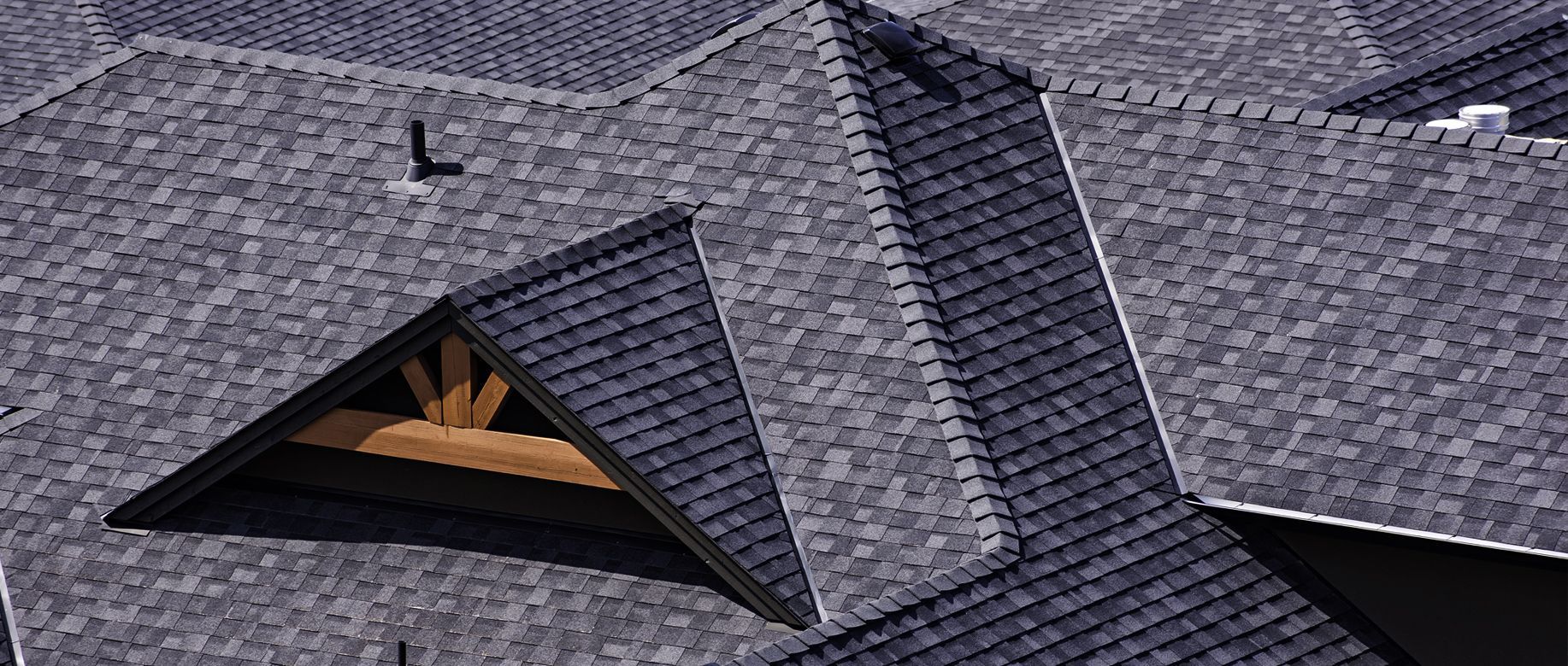 Roofers Newtown, CT Custom Gutter & Roofing