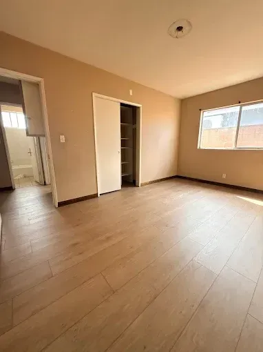 Luxury Vinyl Plank Flooring and Installation in Long Beach and Surrounding Cities