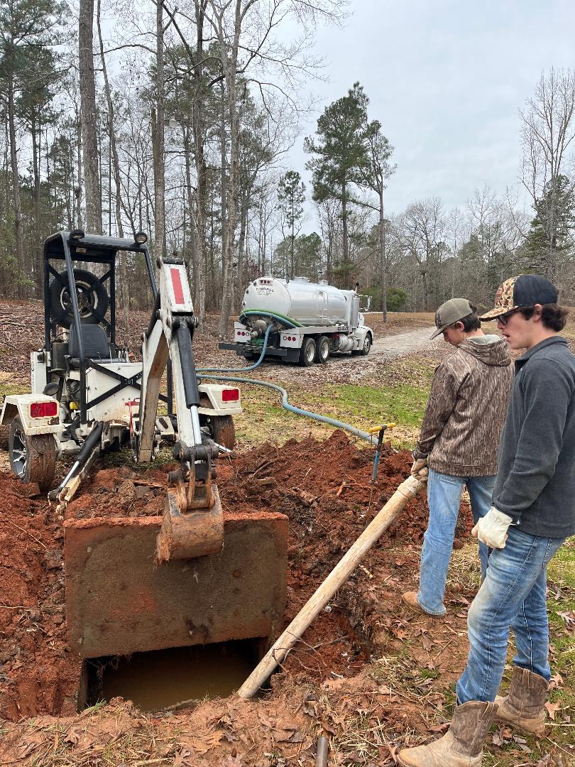 septic tank pumping