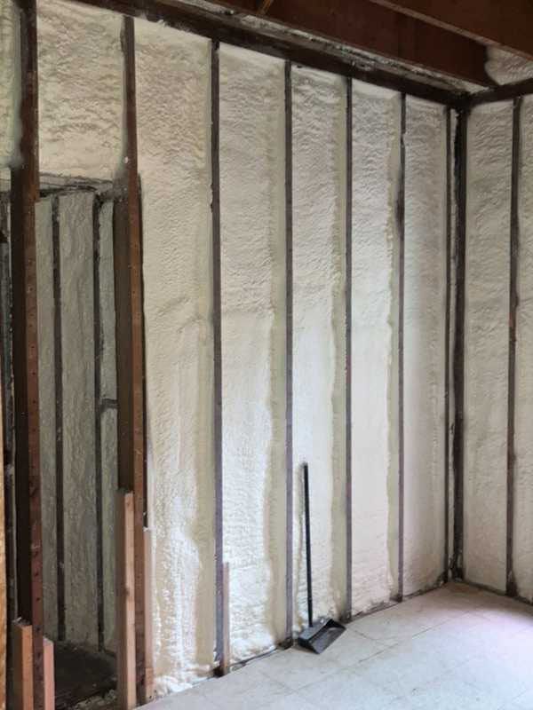 Sprayfoam
