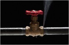 leak water pipe