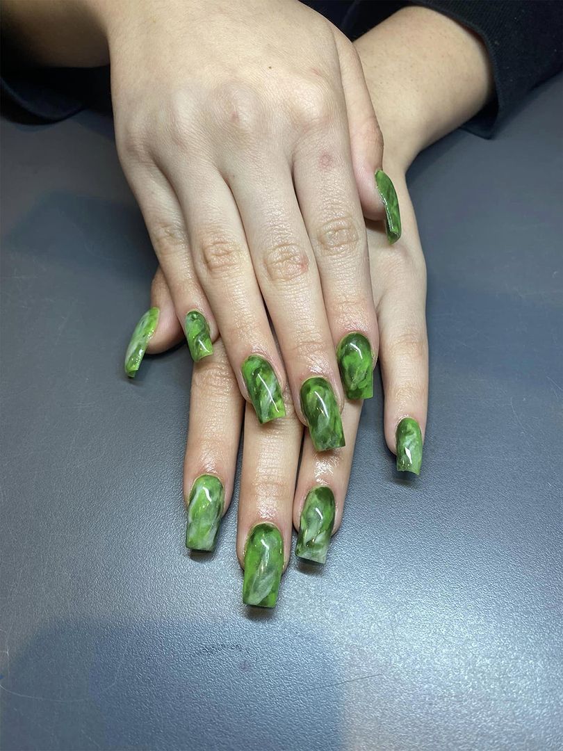 Green nails