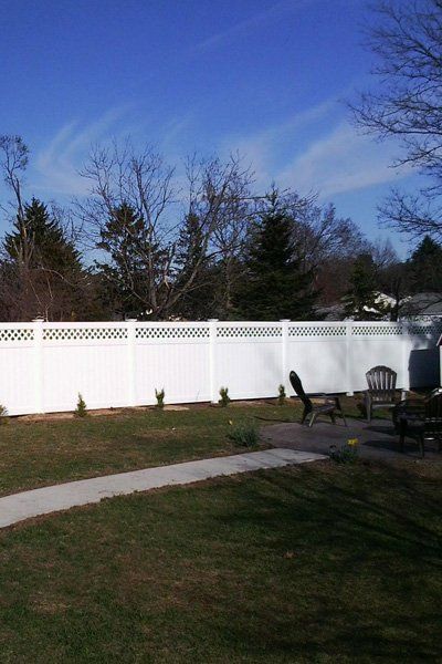 vinyl fence