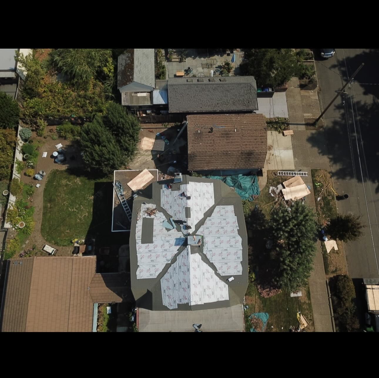 An aerial view of a house that is being remodeled.