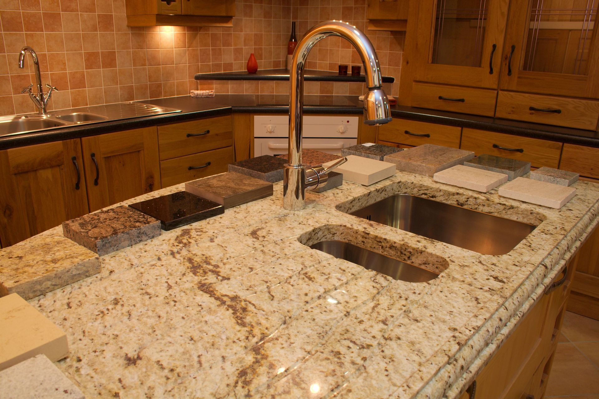 Why a Visit to a Stone Showroom Beats Online Stone Shopping Every Time