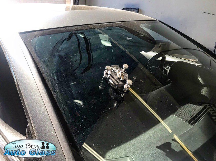 Auto glass service