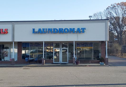 C and R Laundromats & Laundry Service Building