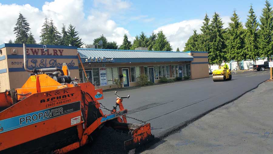Commercial asphalt service