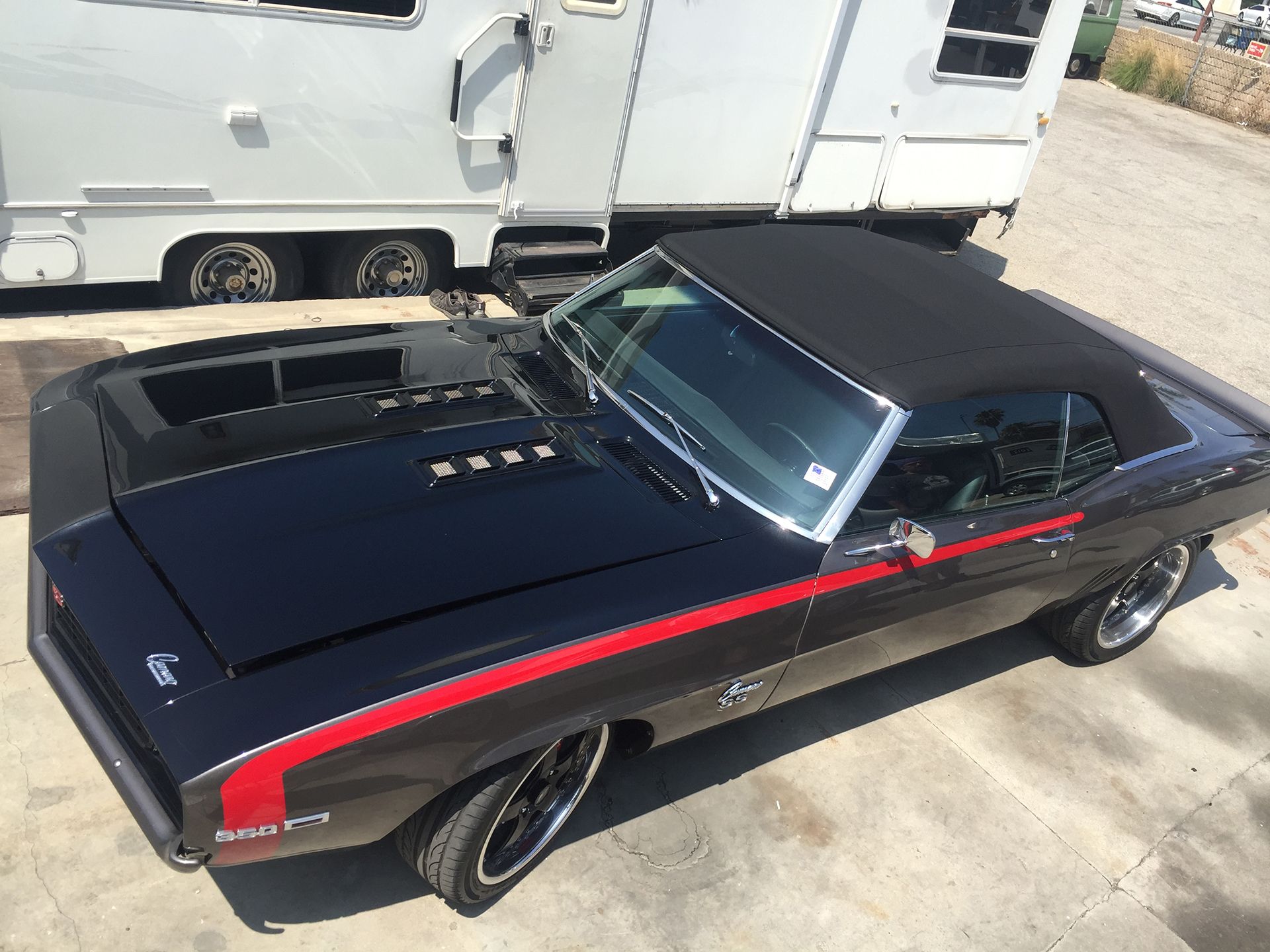 Chevrolet Camaro SS sideview