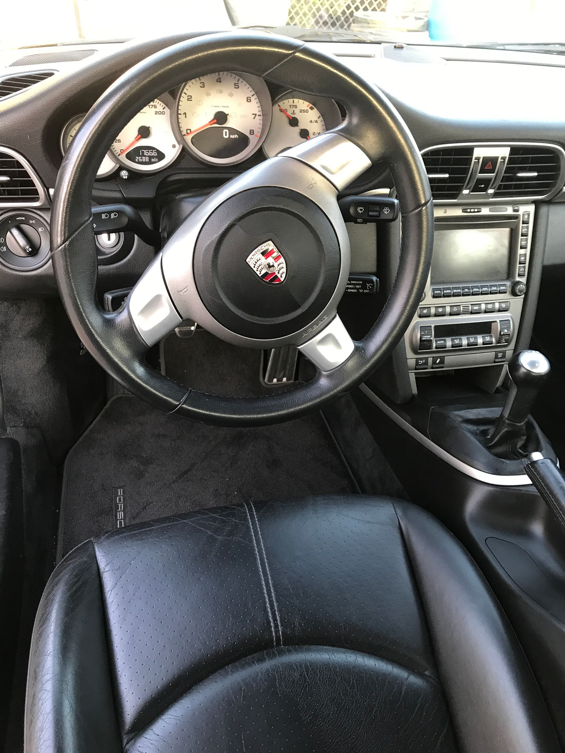 Porsche convertible dashboard