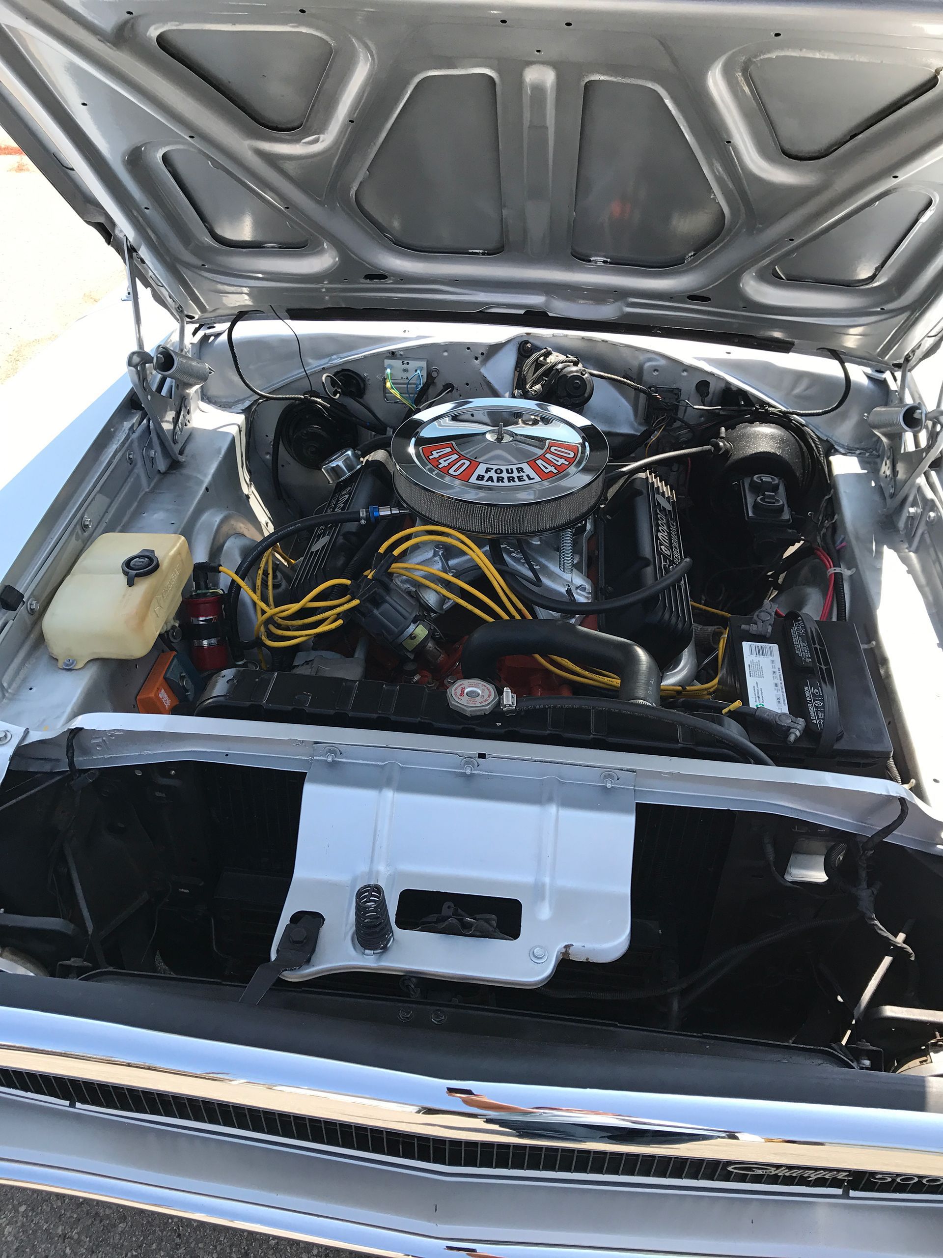 Chrysler Charger 440 four barrel engine