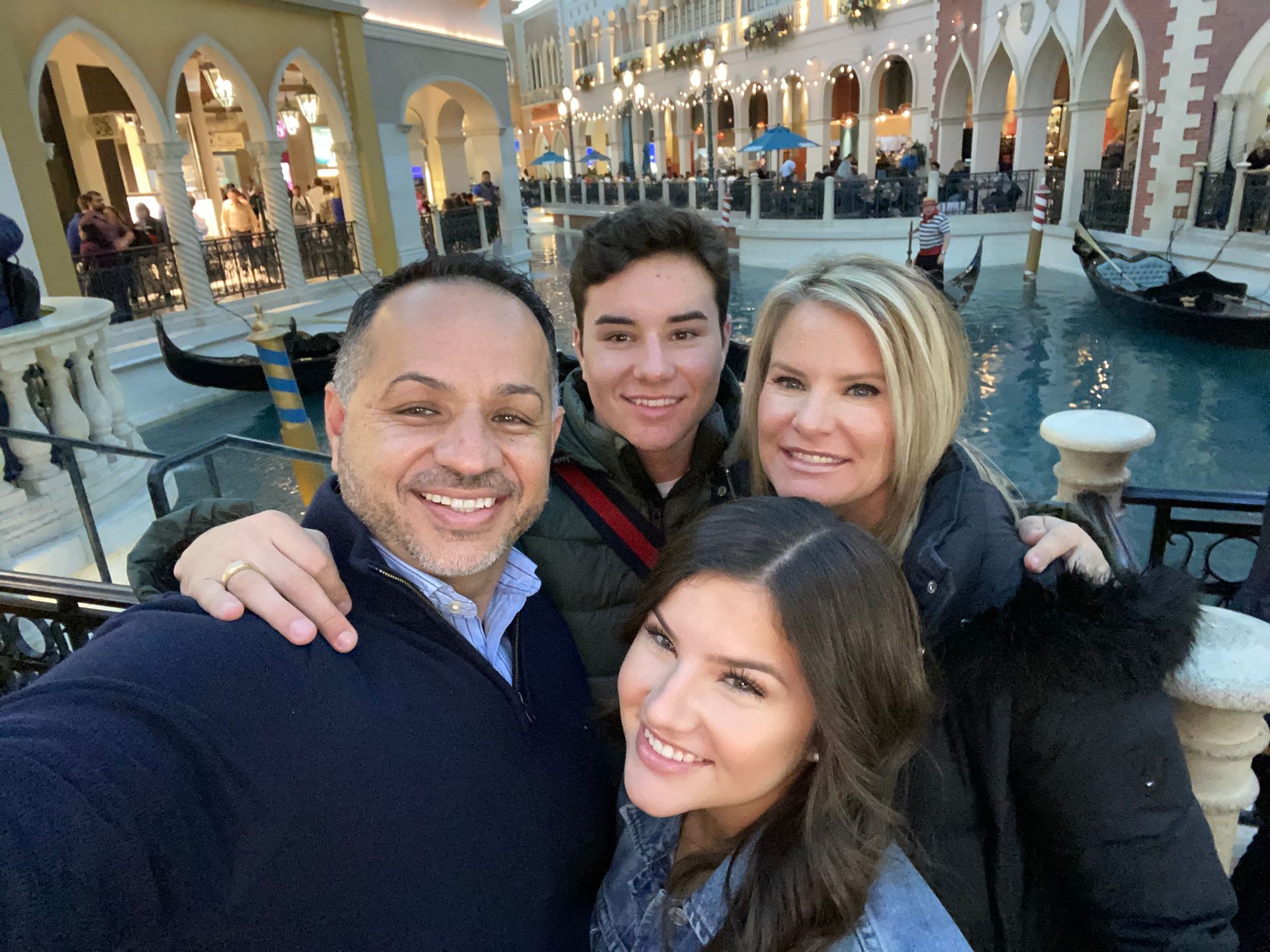 Lu Gardo Quirarte and his family