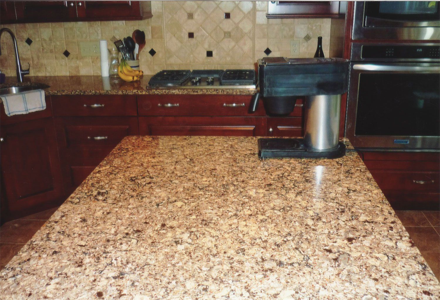 General contractor and construction service