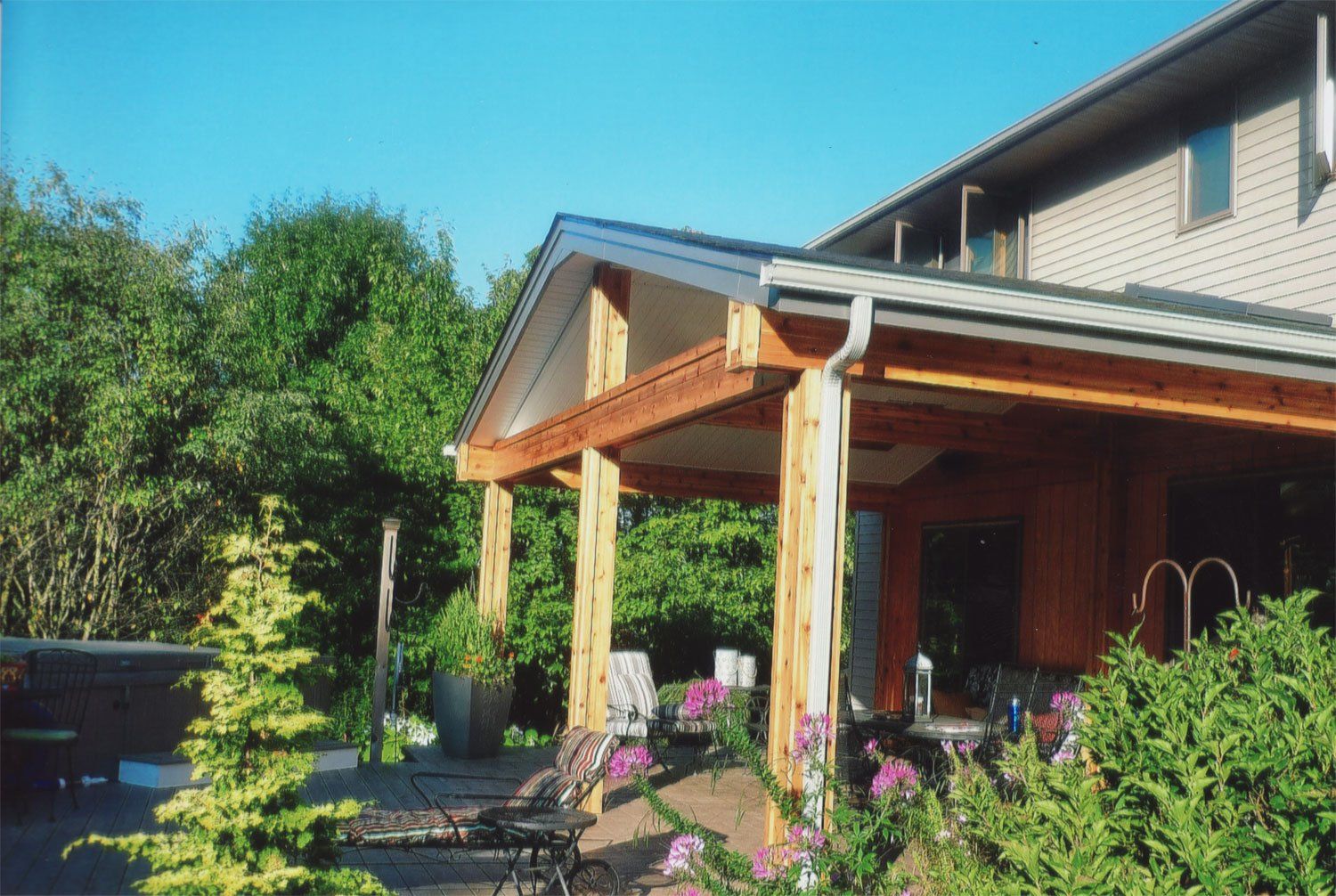General contractor and construction service